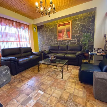 Hostal Oscar Inn-2
